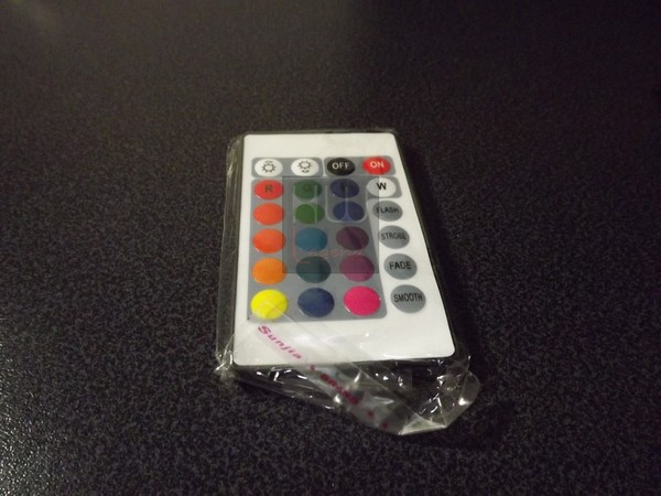iTek_COSMIC_19_-_Packaging_e_Bundle_-_9