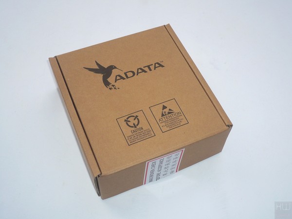 005-adata-xpg-gammix-d10-foto-confezione-varie