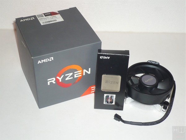 041-amd-ryzen-1300x-foto-confezione-particolare-dotazione