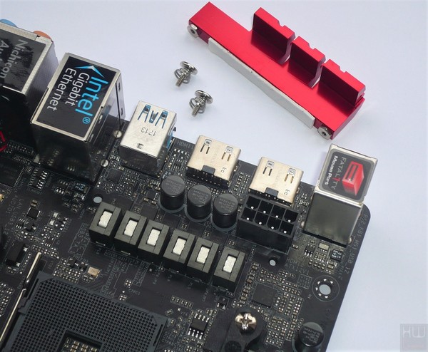 035-asrock-b350-fatal1ty-itx-gaming-foto-scheda-particolare-circuiteria