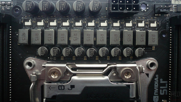 038-asrock-x299-killer-sli-foto-scheda-zona-socket-particolare-circuiteria