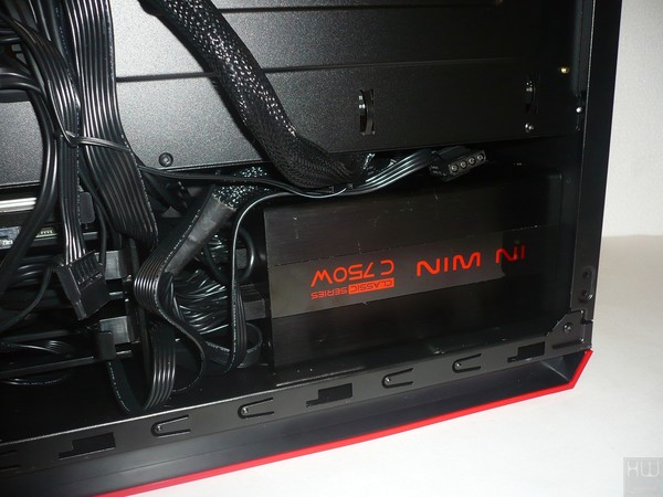 074-silverstone-redline-rl07-foto-case-installazione-componenti-PSU