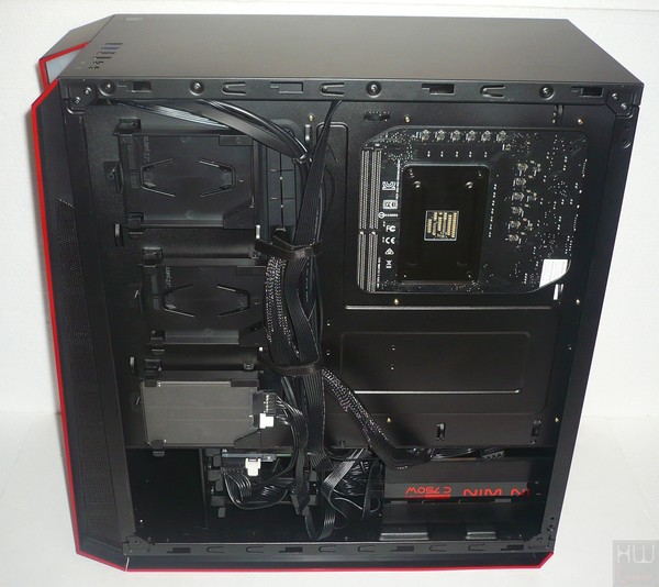 076-silverstone-redline-rl07-foto-case-installazione-componenti-vista-completa-retro