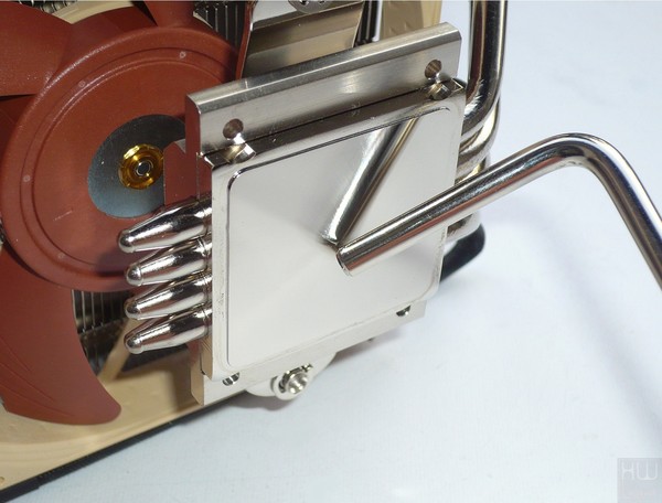 080-noctua-am4-foto-dissipatore-varie-lappatura-base