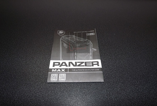 Cougar_Panzer_MAX_-_Packaging_e_Bundle_-_14