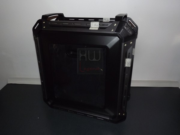 Cougar_Panzer_MAX_-_Packaging_e_Bundle_-_9