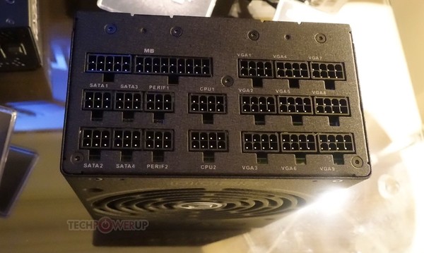 EVGA_SuperNova_2200_P2_-_1