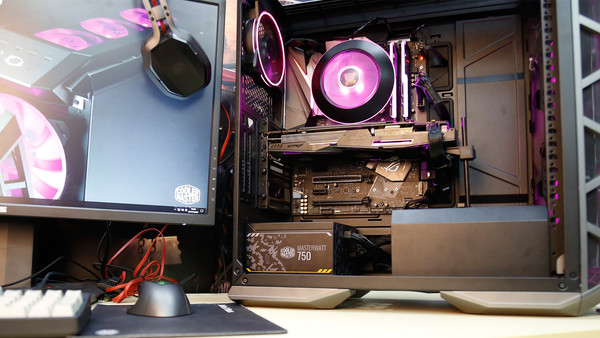 MasterWatt_V_e_MasterWatt_Maker_con_Cooler_Master_Connect_v2.0