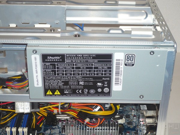 055-shuttle-sz270r9-foto-minipc-alimentatore