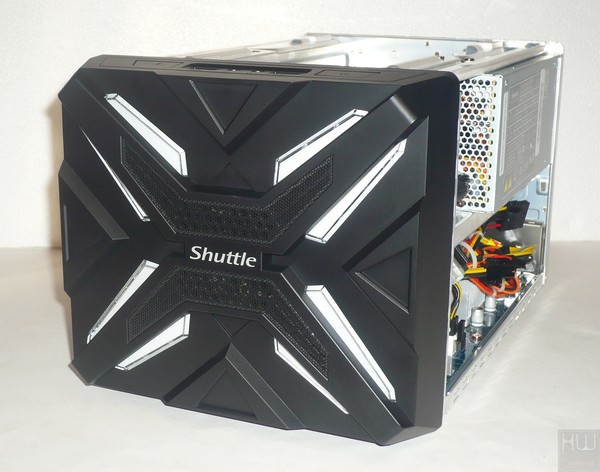 059-shuttle-sz270r9-foto-minipc-design-pannello-frontale