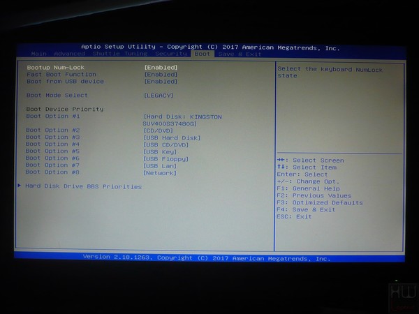 118a-shuttle-sz270r9-screen-bios-boot