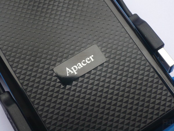 035-apacer-ac631-foto-disco-particolare-finitura-superficiale-3d