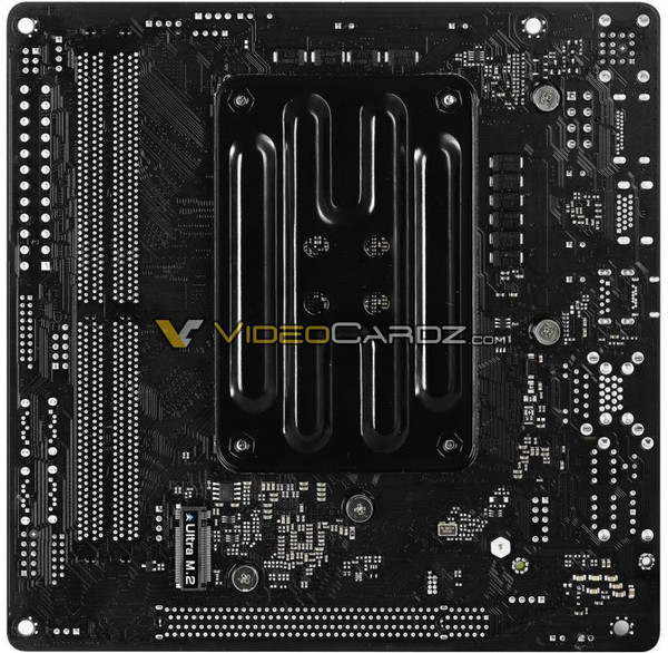ASRock_con_chipset_X470_-_4