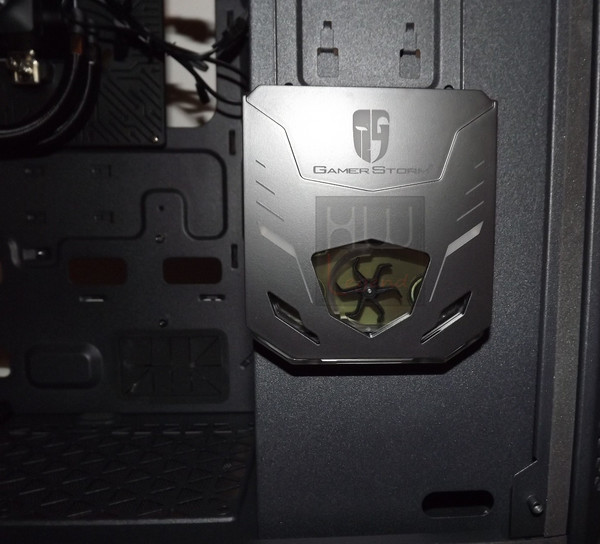DeepCool_Gamer_Storm_Baronkase_LIQUID_-_Uno_sguardo_allinterno_-_11