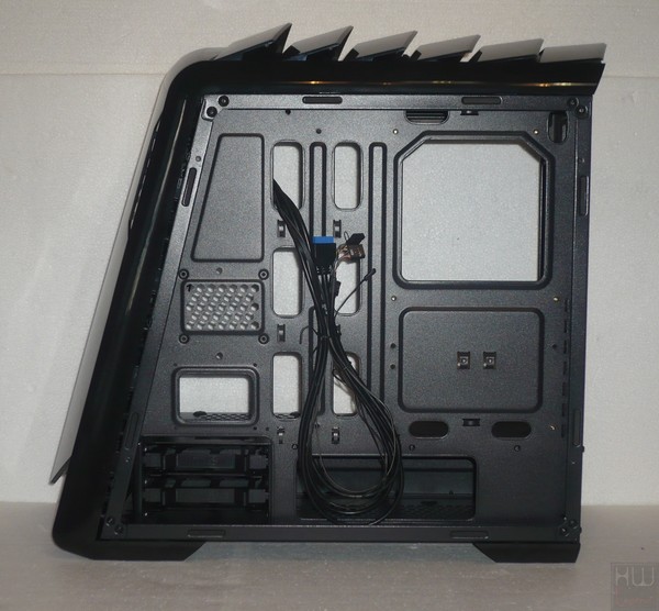 035-cortek-draco-foto-case-interno-retro