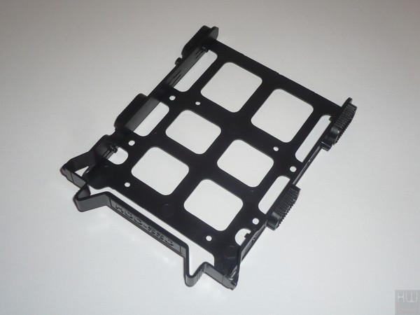 041-cortek-draco-foto-case-interno-particolare-slitte-hdd-ssd