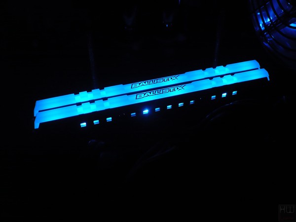 051-crucial-ballistix-tactical-tracer-rgb-ballistix-mod-utility-led-control-esempi-illuminazione