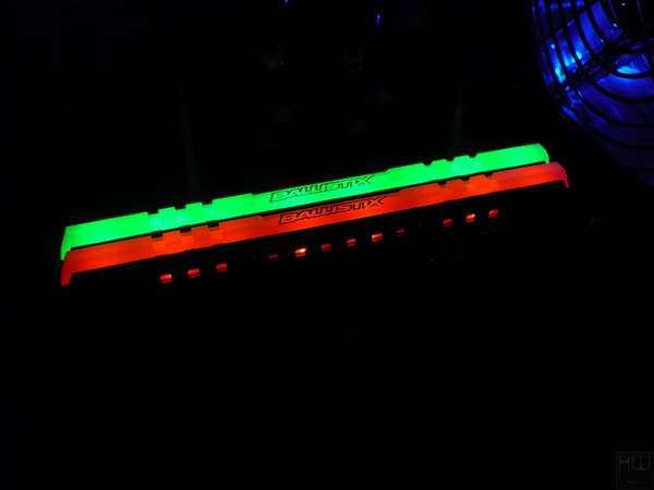 054-crucial-ballistix-tactical-tracer-rgb-ballistix-mod-utility-led-control-esempi-illuminazione