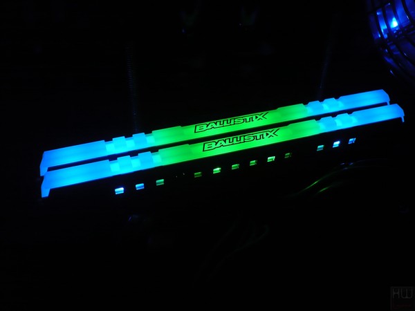 059-crucial-ballistix-tactical-tracer-rgb-ballistix-mod-utility-led-control-esempi-illuminazione