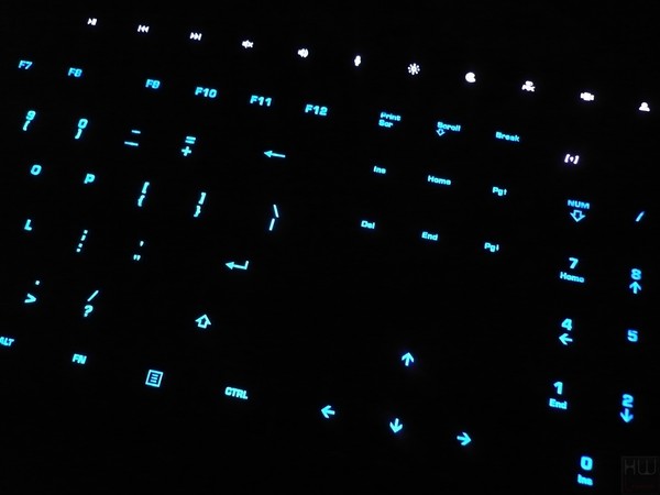 062-roccat-horde-aimo-software-swarm-illuminazione-tasti-esempi