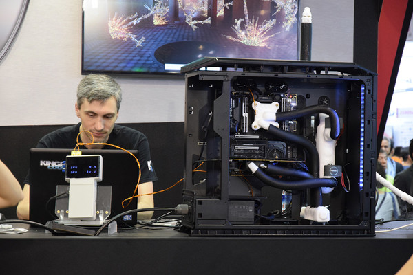Record_mondiale_per_le_G.Skill_DDR4_Trident_Z_RGB_-_3
