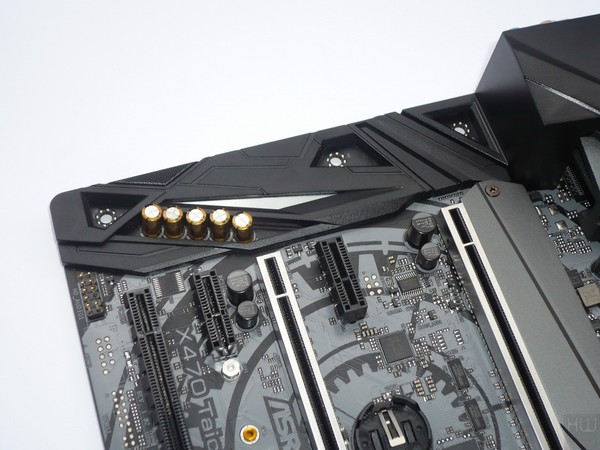 053-asrock-x470-taichi-foto-scheda-comparto-audio-purity-sound4