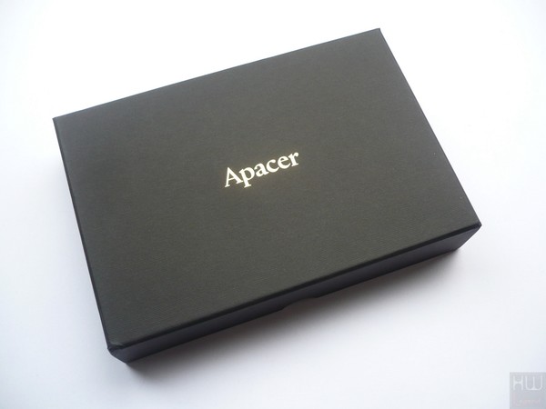 013-apacer-commando-ssd-pcie-foto-confezione-apertura