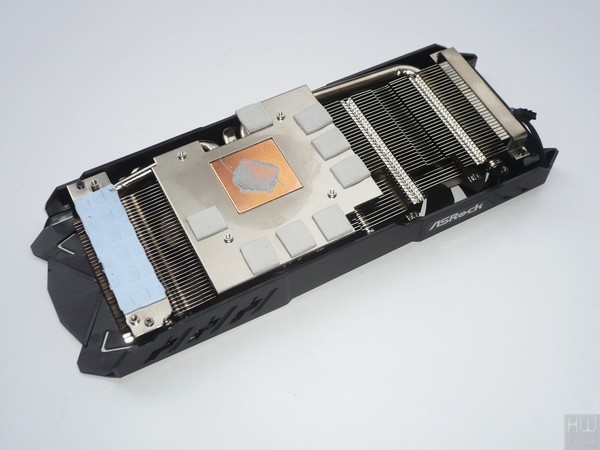 058-asrock-phantom-rx580-8g-foto-scheda-smontaggio-dissipatore-dettaglio