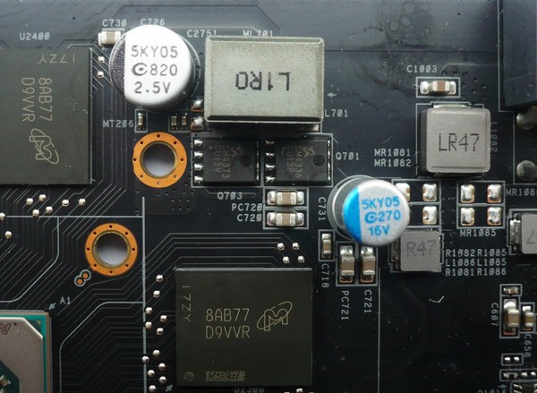 068-asrock-phantom-rx580-8g-foto-scheda-pcb-circuiteria-memorie2