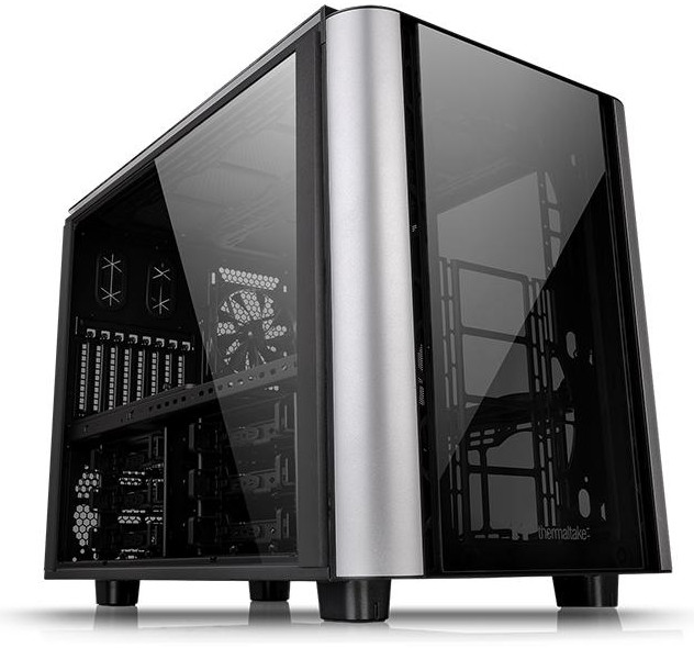 Thermaltake_Level_20_XT_-_1