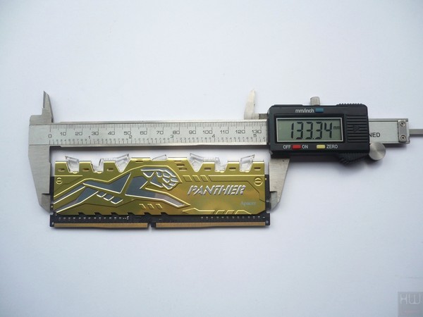 035-apacer-panther-rage-rgb-ddr4-foto-moduli-misure