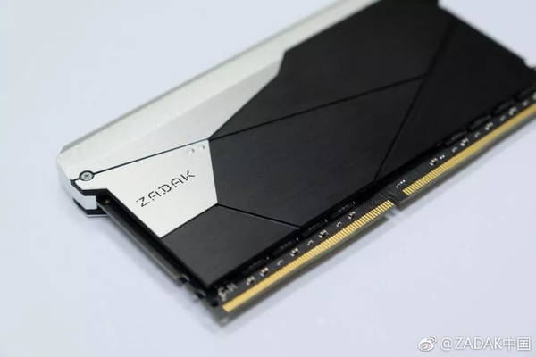 Zadak_DDR4_Double_Capacity_DC_-_3