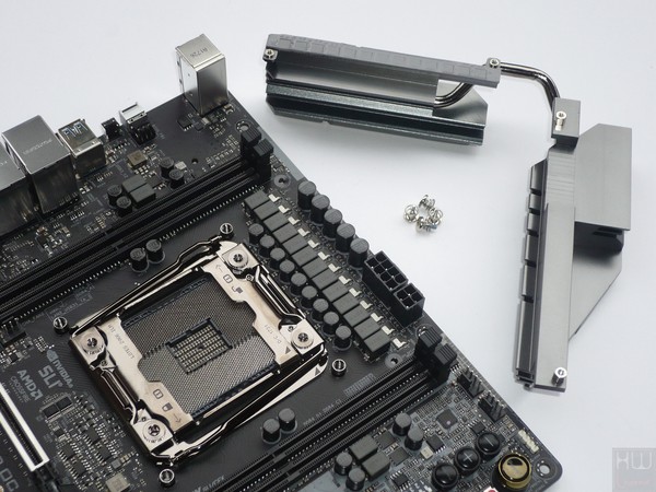 041-asrock-x299-oc-formula-foto-scheda-zona-socket-dettagli-circuiteria-