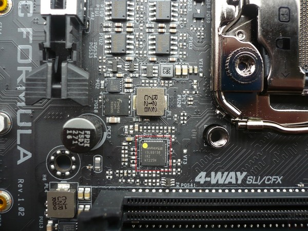 043-asrock-x299-oc-formula-foto-scheda-zona-socket-dettagli-circuiteria-controller