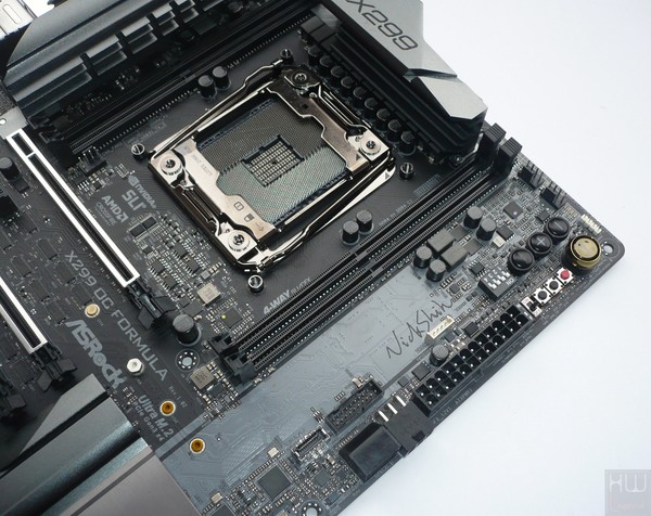048-asrock-x299-oc-formula-foto-scheda-slot-ddr4-destra