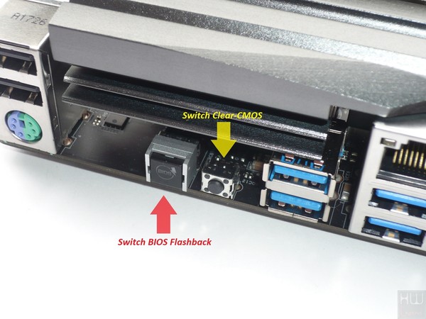 063-asrock-x299-oc-formula-foto-scheda-dettaglio-switch-BIOS-Flashback