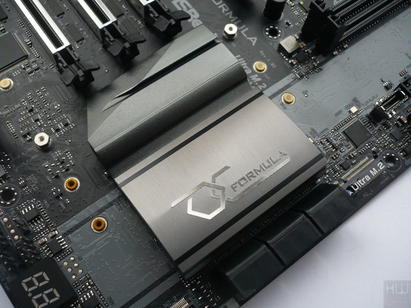 069-asrock-x299-oc-formula-foto-scheda-dissipatore-pch