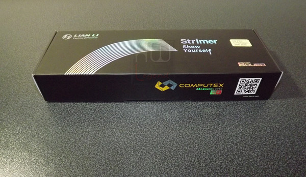 Confezione_e_Bundle_-_Lian_Li_Strimer_24_pin_-_1