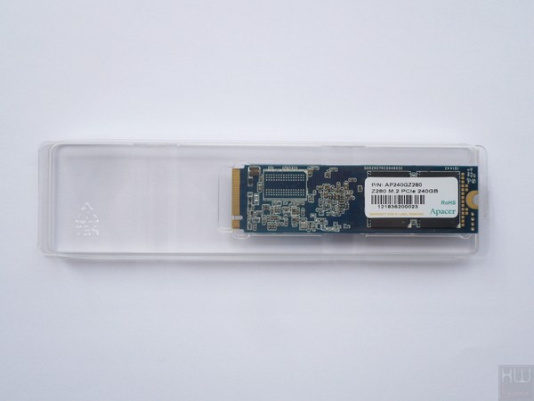 010-apacer-z280-ssd-pcie-foto-confezione-interno-blister