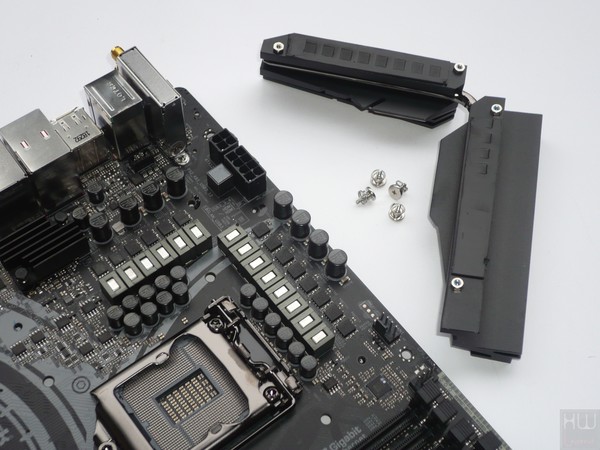 043-asrock-z390-taichi-ultimate-foto-scheda-dettagli-circuiteria-alimentazione