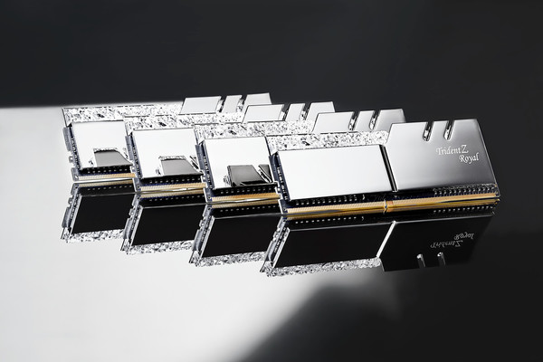 G.Skill_DDR4_Trident_Z_Royal_-_2
