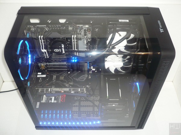084-thermaltake-view37-riing-edition-installazione-vista-completa-finale